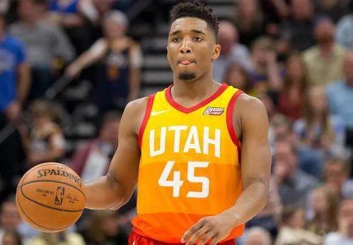 米切尔伤势加剧G6出战存疑 快艇看到一战圆梦机会